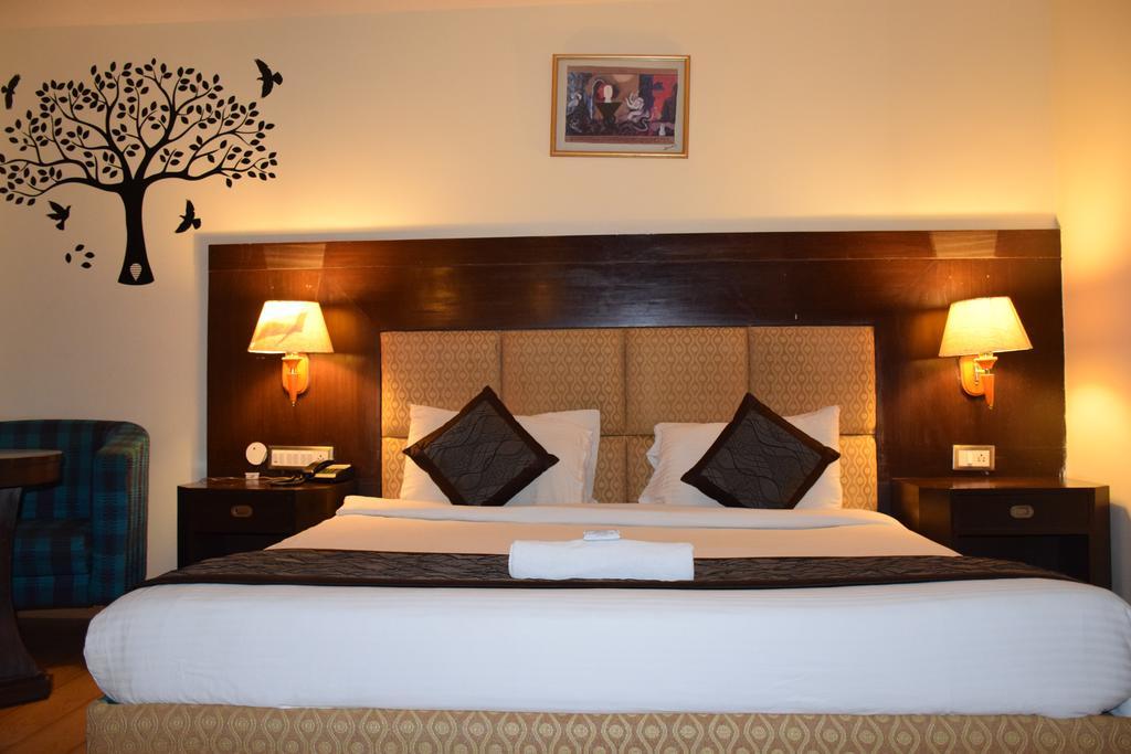 Hotel Brigade Royale Bengaluru Zewnętrze zdjęcie